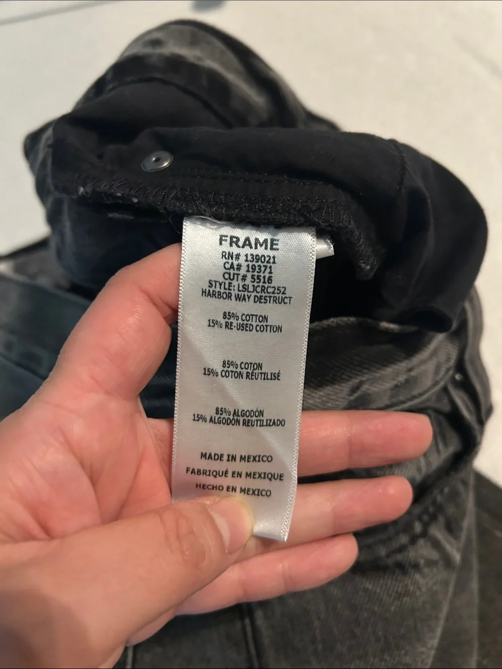 NWT FRAME Le Slouch Crop Distressed Jeans Grey Size 23 - Picture 14 of 16
